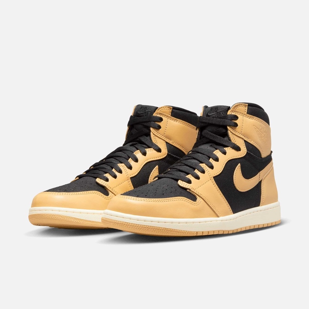 Air Jordan 1 High “Heirloom”